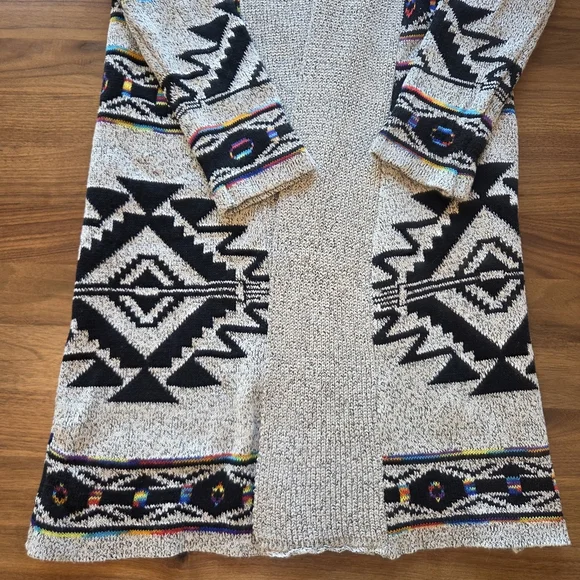 Northern Angel Boho Southwestern Aztec Cardigan Duster Sweater, Size Medium - Picture 10 of 10
